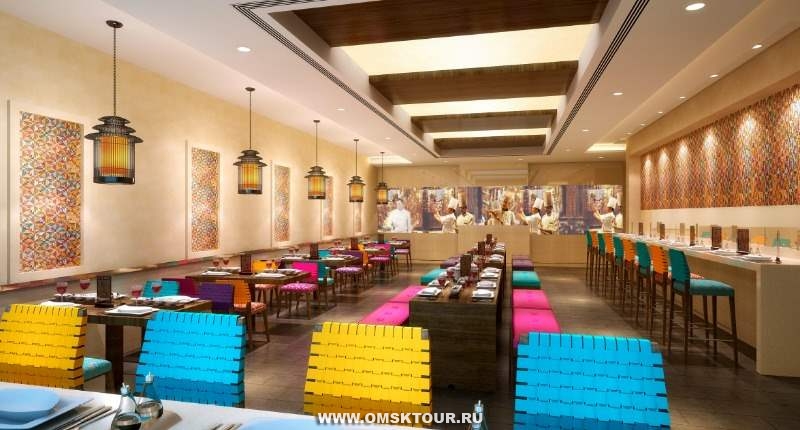 Кафе, ресторан в отеле Double Tree by Hilton Al Barsha, 